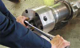 Hydraulic and Pneumatic Cylinder Servicing